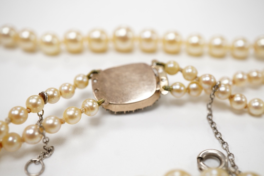 A cultured pearl and garnet necklace, 19th century and later